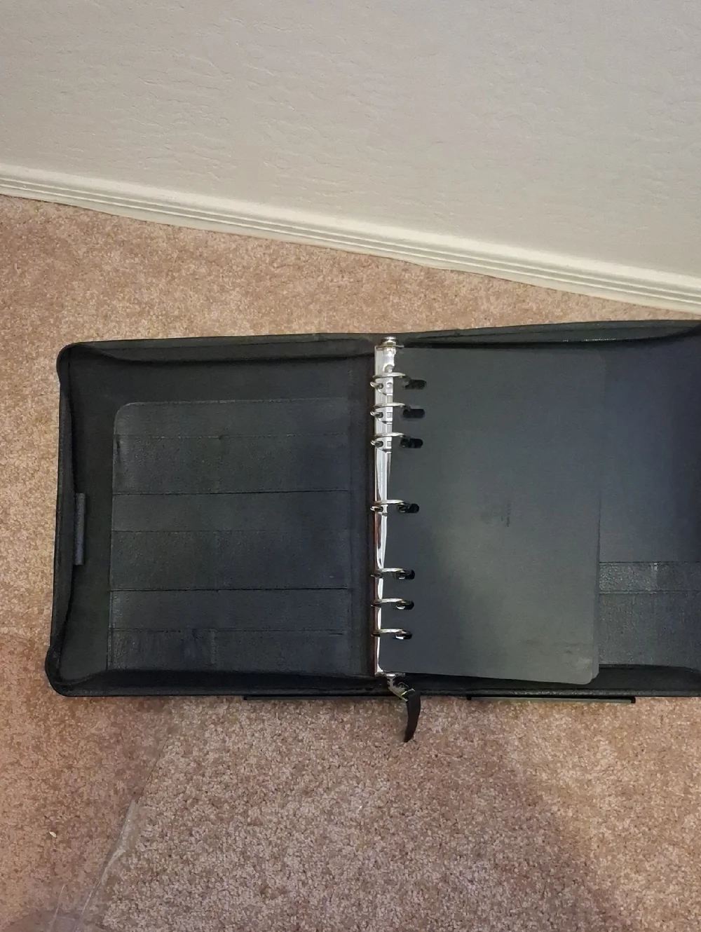 Vintage Franklin Quest (Covey) Black Aniline Leather Zip 3 Ring Binder W/stand